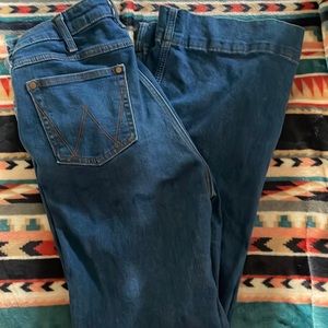 Wrangler High Rise Trousers